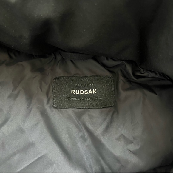 RUDSAK Women's Moda Black Puffer Coat - Picture 9 of 17